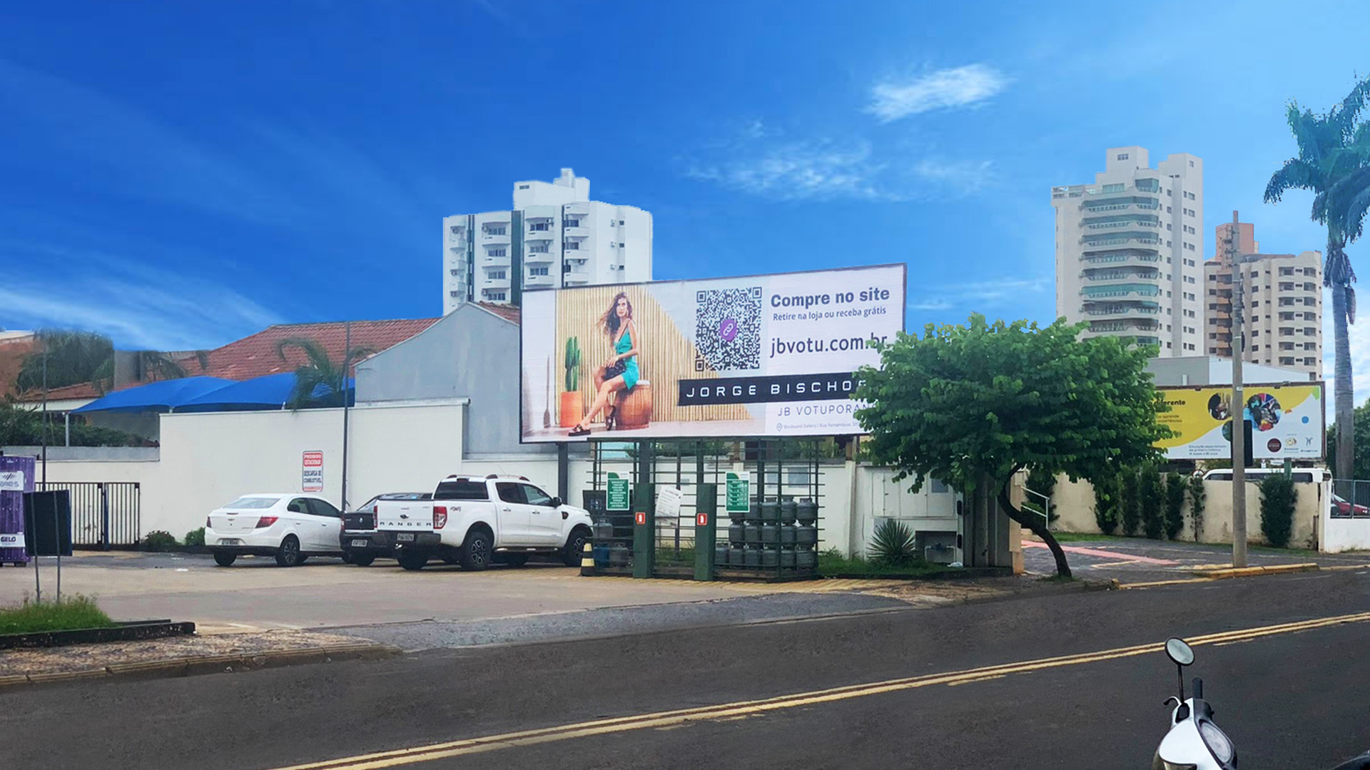 outdoor-rua-sao-paulo-x-rua-tocantins
